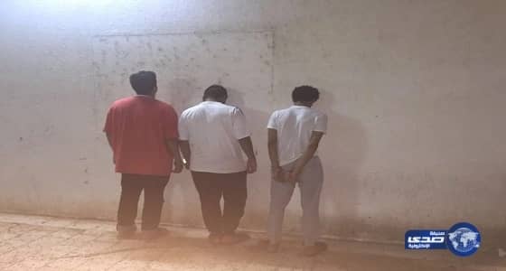 القبض على مفحط وبحوزته قارورة مسكر في ينبع