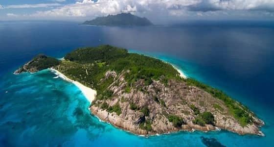 زلزال بقوة 6.6 ريختر يضرب جزيرة ميكرونيسيا بالمحيط الهادي