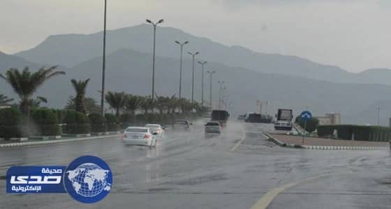 هطول أمطار متوسطة على عسير