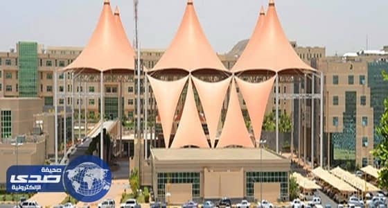 بالفيديو.. فتاة توثق لحظة تحرش شاب بها بأحد طرقات جدة