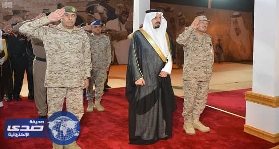 أمير عسير يرعى حفل تخريج الجنود المرابطين طلاب الانتساب بجامعة الإمام