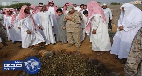 بالصور.. تشييع جثمان الشهيد الرائد العامري إلى مثواه الأخير