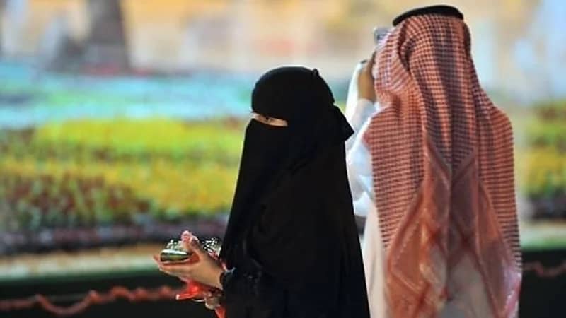 بالفيديو.. فتاة تروي مأساتها مع زوجها وتعرضها للخداع منه