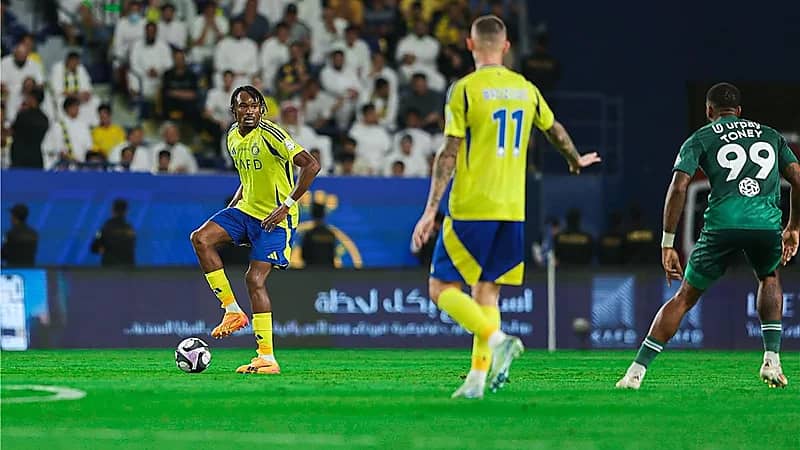 ثلاثي النصر مهدد بالإيقاف أمام الأهلي