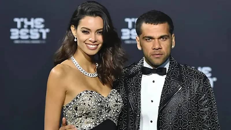 عائلة السجين "ألفيش" تستغل سجنه وتطرد زوجته من المنزل