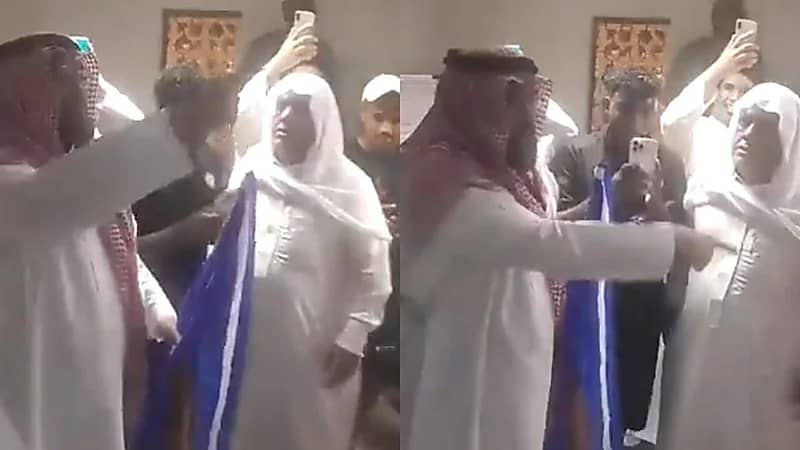 رئيس نادي الكوكب للاعبي فريقه: لا تبالغون بالفرحة أنتم فايزين على متذيل الترتيب .. فيديو