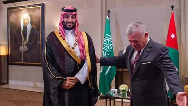 تفاصيل القلادة التي أهداها العاهل الأردني للأمير محمد بن سلمان