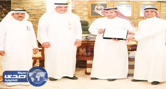 " بلجون " يكرم أحد منسوبي ولادة مكة لحصوله على براعة اختراع