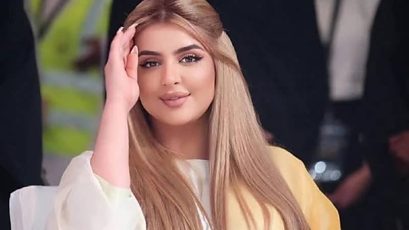 عودة لافتة للشيخة مهرة إلى السوشيال ميديا