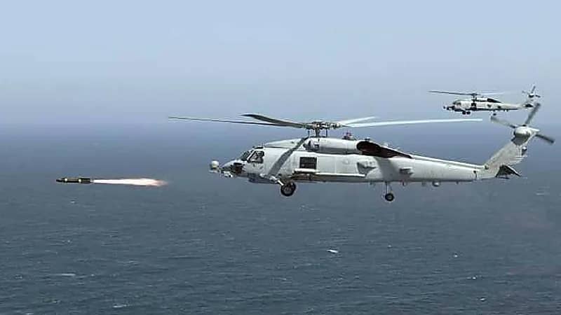 بالفيديو.. طائرات صقر البحر بالأسطول الشرقي تنفذ رمايات من منظومات التسليح للطائرة