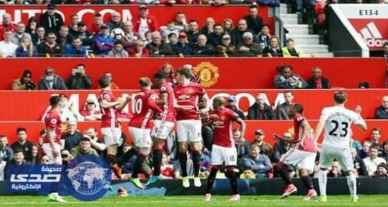 مانشستر يونايتد يسقط في فخ التعادل على ملعبه أمام سوانزي سيتي