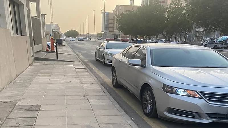 " المرور " يضبط قائدة مركبة مخالف للأنظمة المرورية