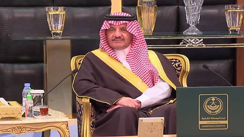 أمير الشرقية: كل يتيم بالمملكة له والد اسمه "سلمان بن عبدالعزيز"
