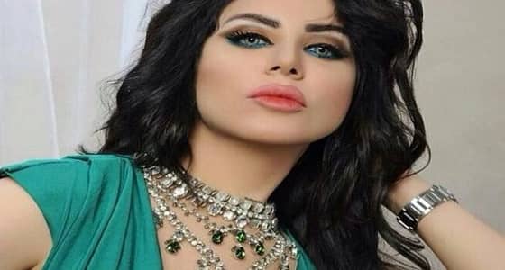 بالفيديو.. حليمة بولند تسوي مساج مائي بحمام مغربي