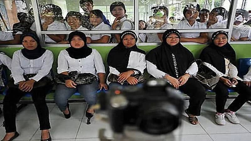 1000 عاملة منزلية فلبينية تصل المملكة الأسبوع المقبل