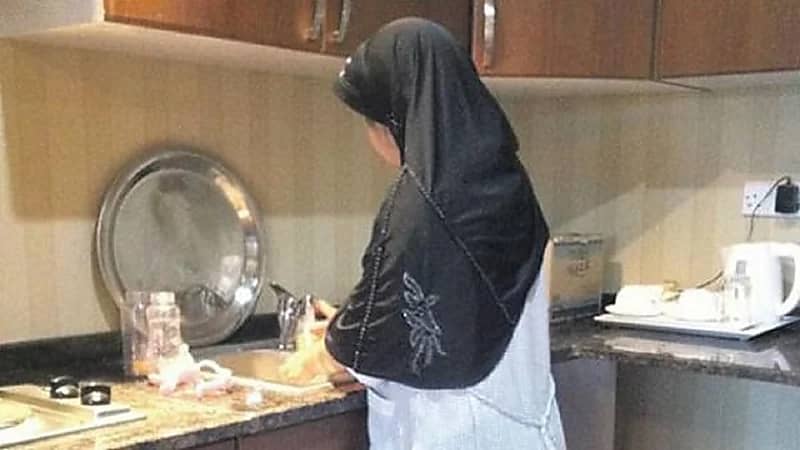 بالفيديو.. " الموارد البشرية " تعمل على تقليص تكاليف استقدام العمالة المنزلية في المملكة