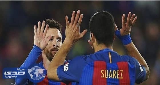 ميسي وسواريز ينهيان العطلة ويعودان إلى برشلونة