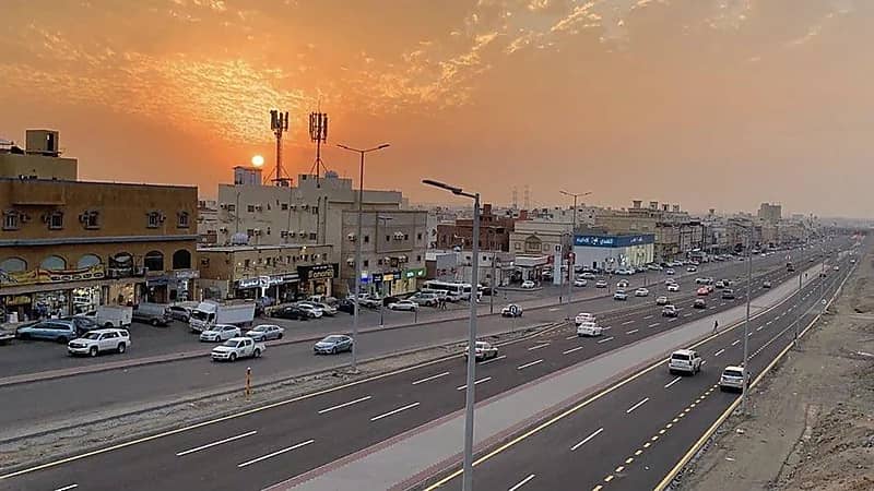 بالصور.. افتتاح المسار الشمالي لشارع الأميرة البندري في حي السنابل بجدة