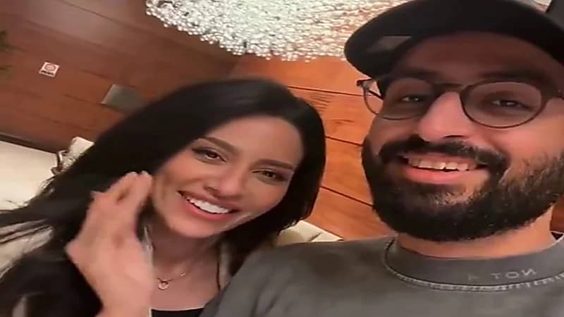 ردة فعل خالد صقر بعد مفاجأة زوجته إلهام علي وقدومها إلى مكان عمله.. فيديو