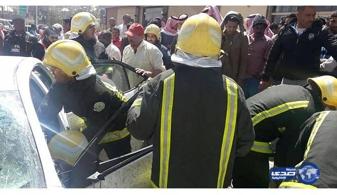 بالفيديو.. أسير حوثي ينهمر من البكاء والسبب: معاملة المرابطين الحسنة