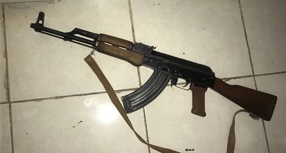 دوريات الأمن تقبض على ثلاثة مواطنين متهمين في جريمة قتل