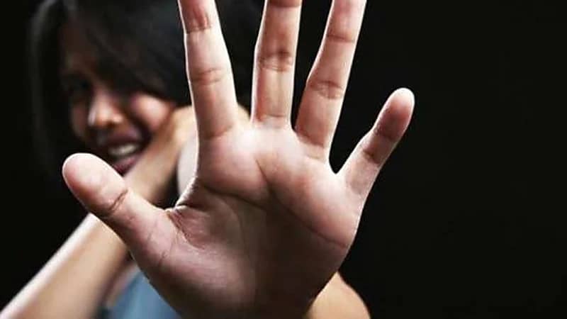 اغتصاب طالبة في سكن جامعي تحت تهديد السلاح