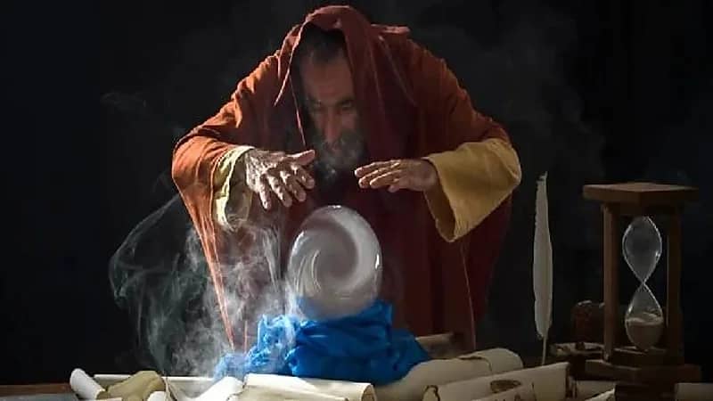 القبض على ساحر يزعم قدرته على مضاعفة الأموال