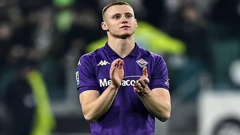 الهلال يعرض 35 مليون يورو لضم بيترو كوموزو