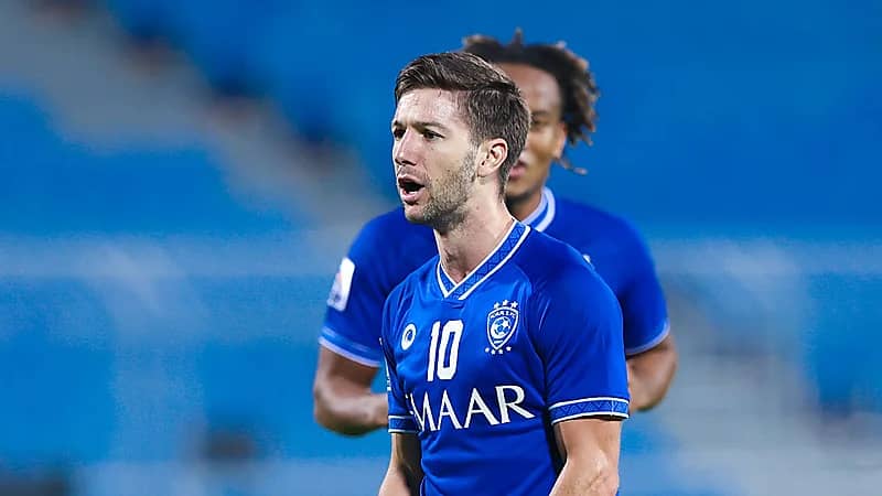 الهلال يخطط للاستغناء عن خدمات "فيتو"