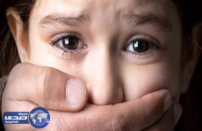 مصرية تتهم جد طفلتها باغتصابها