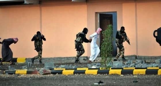 3 اريتريين و60 يمينيا و6 هنود على قائمة الإرهاب