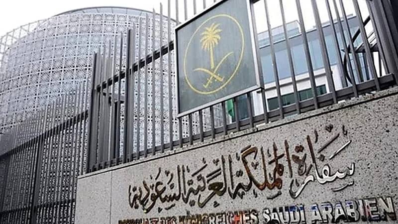 السفارة في أمريكا تحذر من محاولات احتيال بانتحال صفة موظفيها