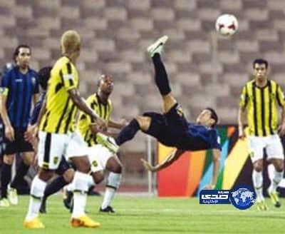 "أجانب" الأندية الرياضية مهددون بالترحيل خلال 25 يوماً بما فيهم المحترفين