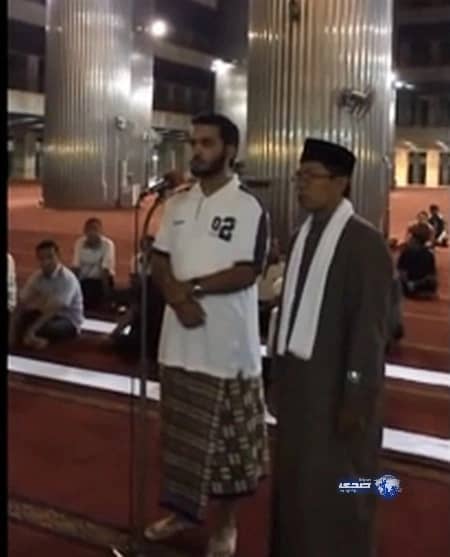 "بالفيديو" شاب سعودي يرفع الأذان من ثالث أكبر مسجد‎ 