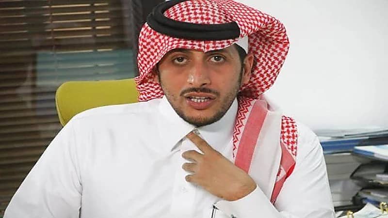 محسن الشهري يكشف عن مشاكله مع الفنانات بسبب "التاتو"