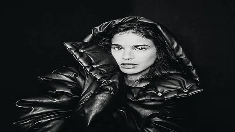 صوفي تخطو خطوة كبيرة نحو العالمية