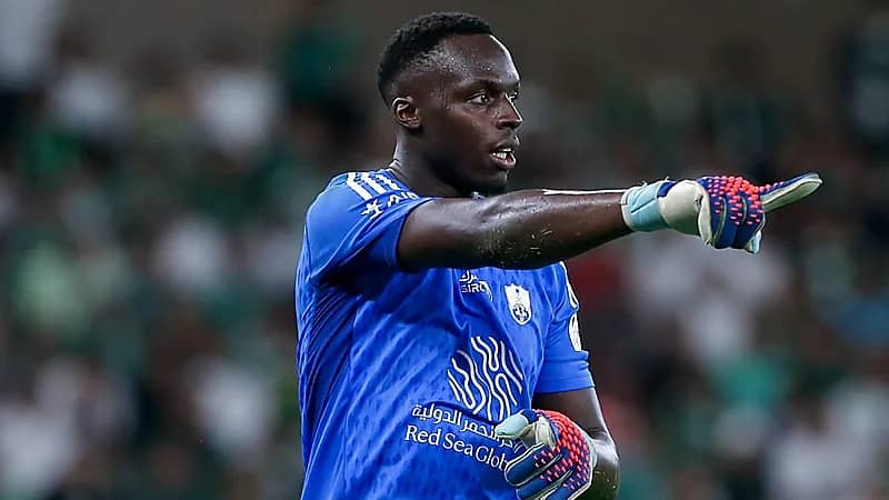 الأهلي يبحث عن حارس محلي لتعويض غياب ميندي