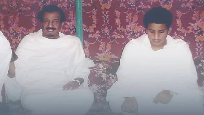 خادم الحرمين وولي العهد في موسم الحج قبل 25 عاماً - صورة