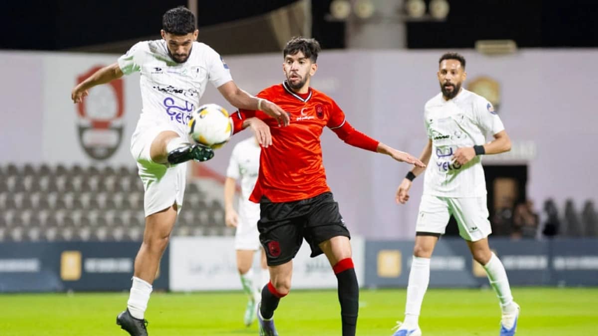 الرائد يفرض التعادل على الطائي في دوري يلو