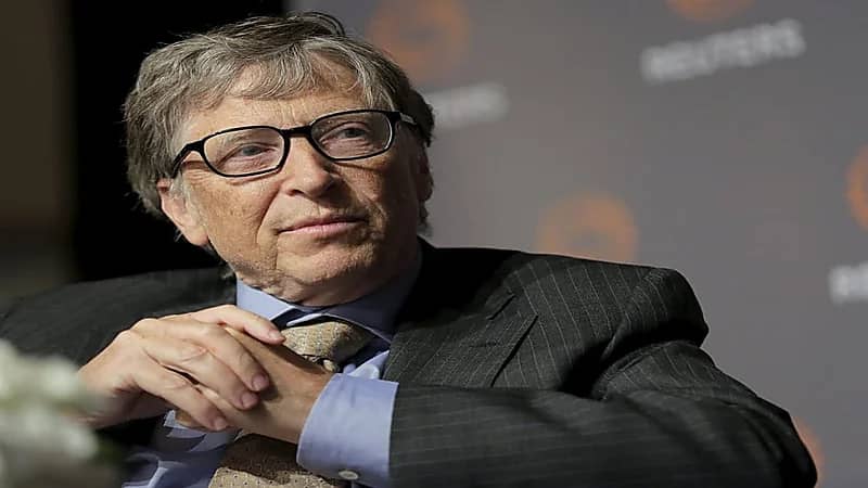 بيل غيتس: وظيفة واحدة لن يحل محلها الذكاء الاصطناعي وهي البرمجة