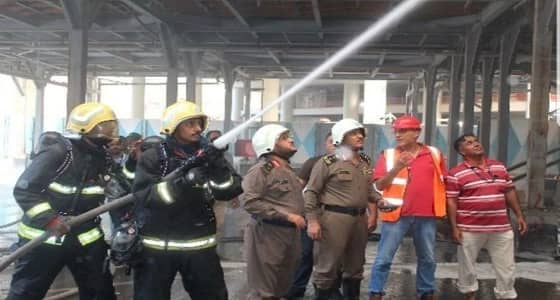 بالصور.. مدني مكة يسيطر على حريق في مكاتب تابعة لأحد المقاولين