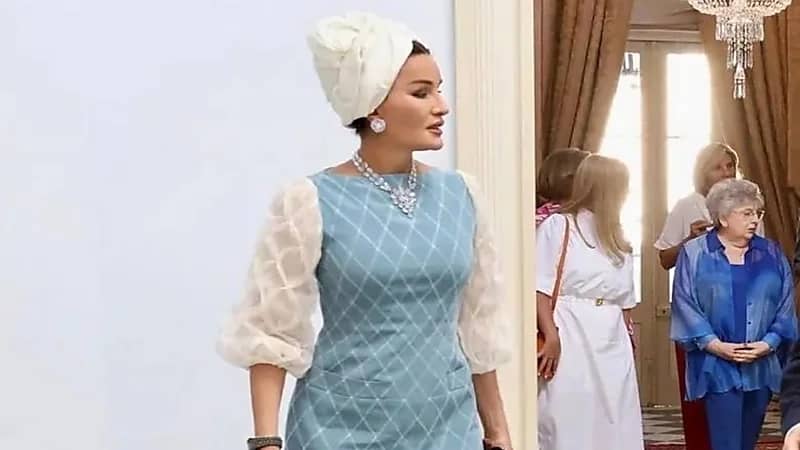 ظهور كلاسيكي مميز للشيخة موزا .. صور