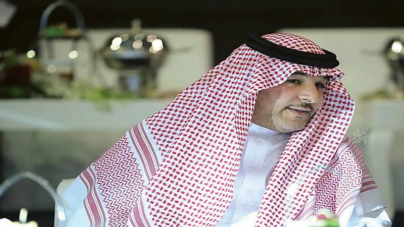 ابن حثلين يوضح أصل العقال وسبب ارتداءه