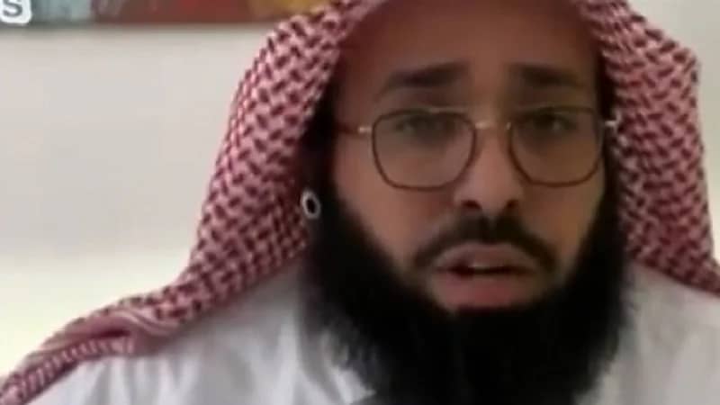 بالفيديو .. محامي : يجوز للموكل إدراج بند لحماية أسراره ضمن عقد أتعاب المحامي