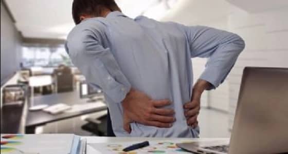أسباب تقوس الظهر وكيفية علاجه