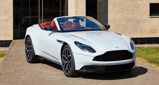 أستون مارتن تقدم نسختين خاصتين من DB11 بعلامة قسم Q