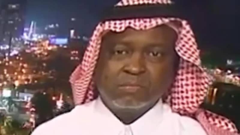 حمزة إدريس يطالب الحكام ‬⁩بإعطاء مساحة أكبر فيما يخص احتساب الفاولات .. فيديو