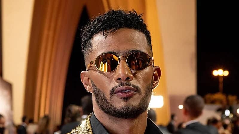 أشرف زكي يحسم الجدل بشأن شطب محمد رمضان من النقابة