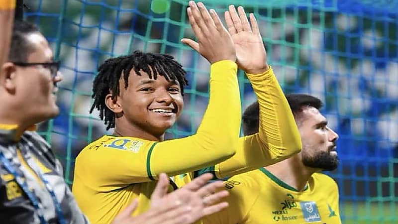 الاتحاد يجدد عقد هوساوي لـ 4 مواسم قادمة