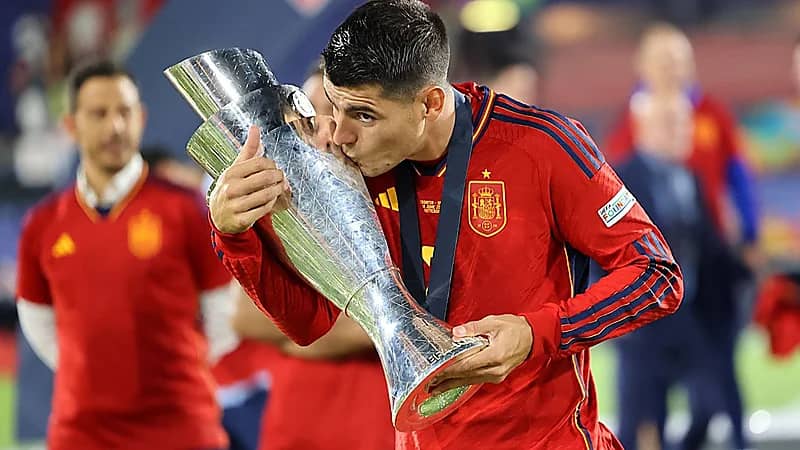 الهلال يسعى للتعاقد مع ألفارو موراتا مقابل 40 مليون جنيه إسترليني